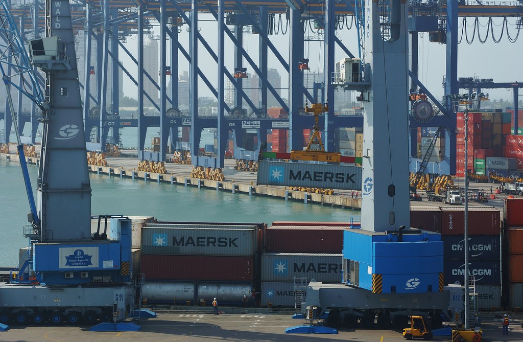 Logistična hala in skladiščni tok